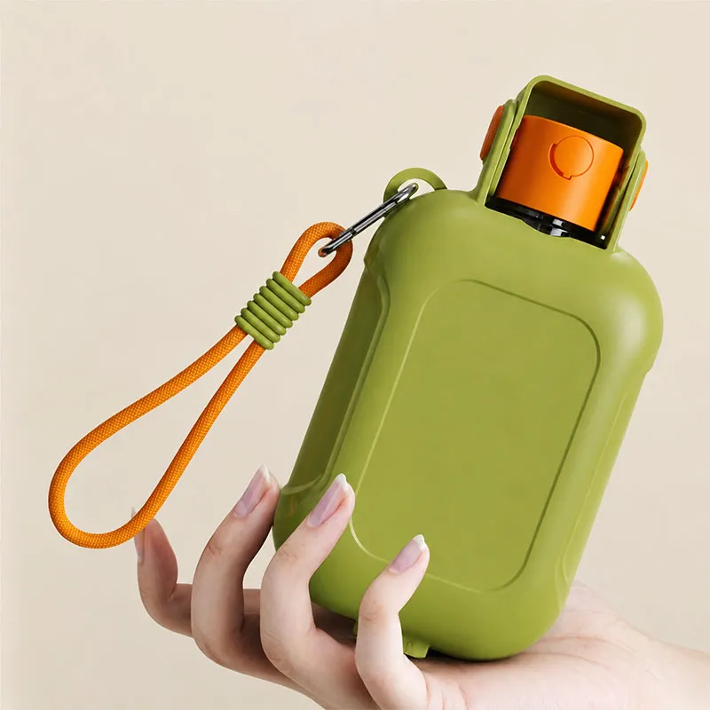 2-in-1 Large Capacity Dog Water Bottle