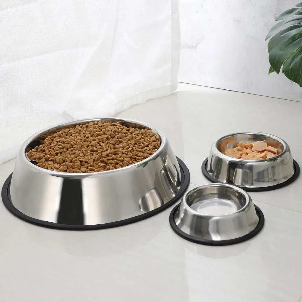 Stainless steel dog bowl with rubber base