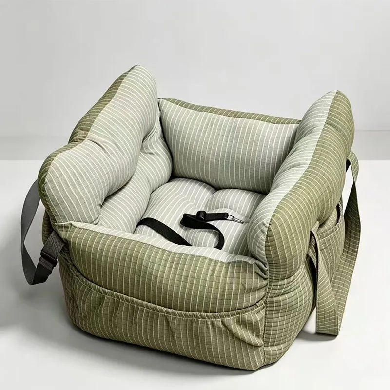 Portable Safety Co-pilot Medium-sized Travel Dog Car Bed